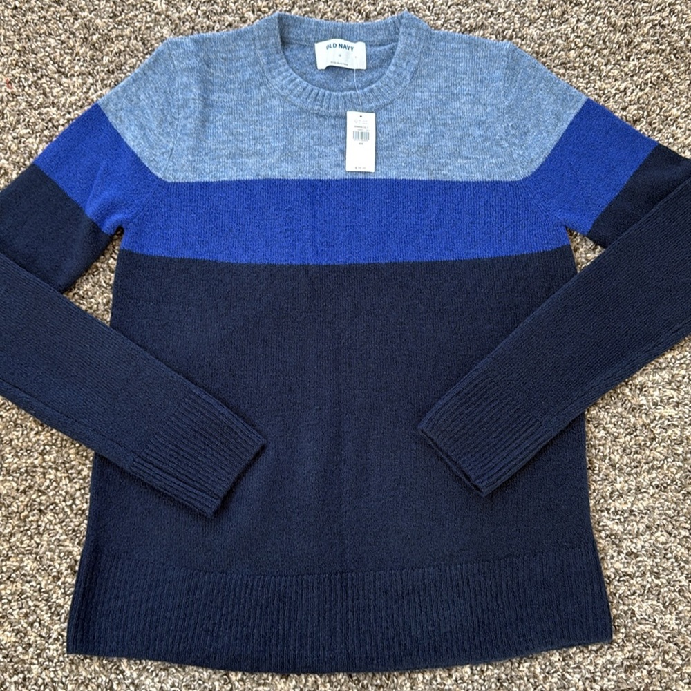 Old Navy Crewneck Sweater